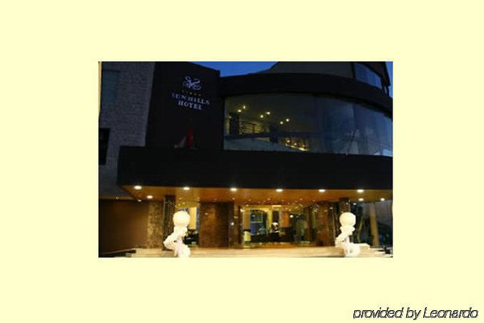 Sun Hills Suites Hotel Jounieh Dış mekan fotoğraf